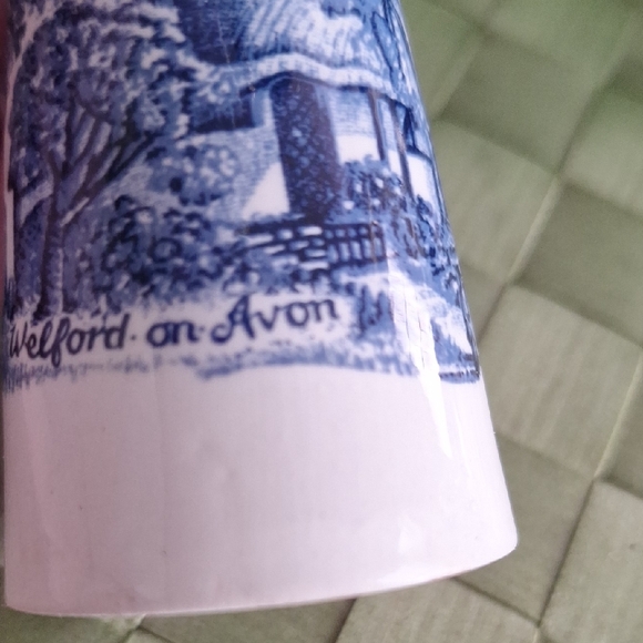 Blue and White Ceramic Salt and Pepper Shakers - Picture 4 of 14